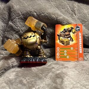 Skylanders Trap Team: Trap Master Wallop Character
